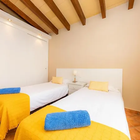 Na Creu Vella Villa *